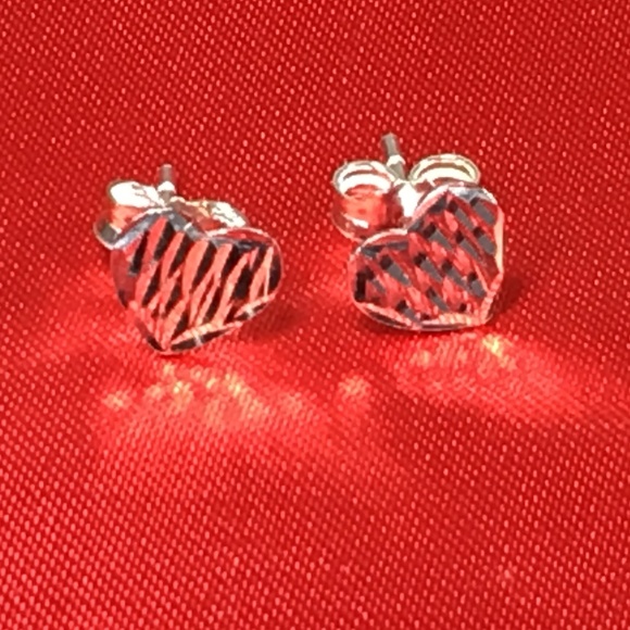 Brand New Sterling Silver Heart Stud Earrings - Picture 2 of 2